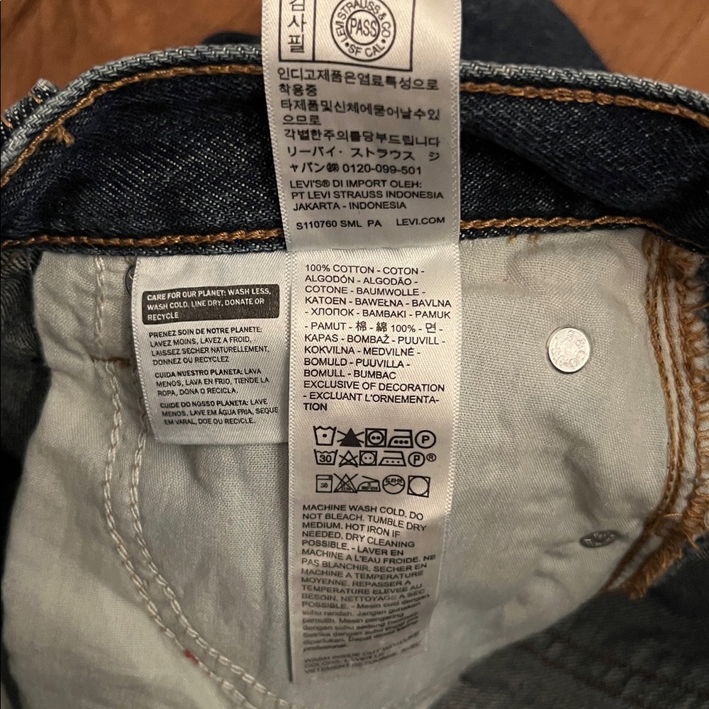 NWT Levi’s Cinch Barrel Jeans - Picture 7 of 14